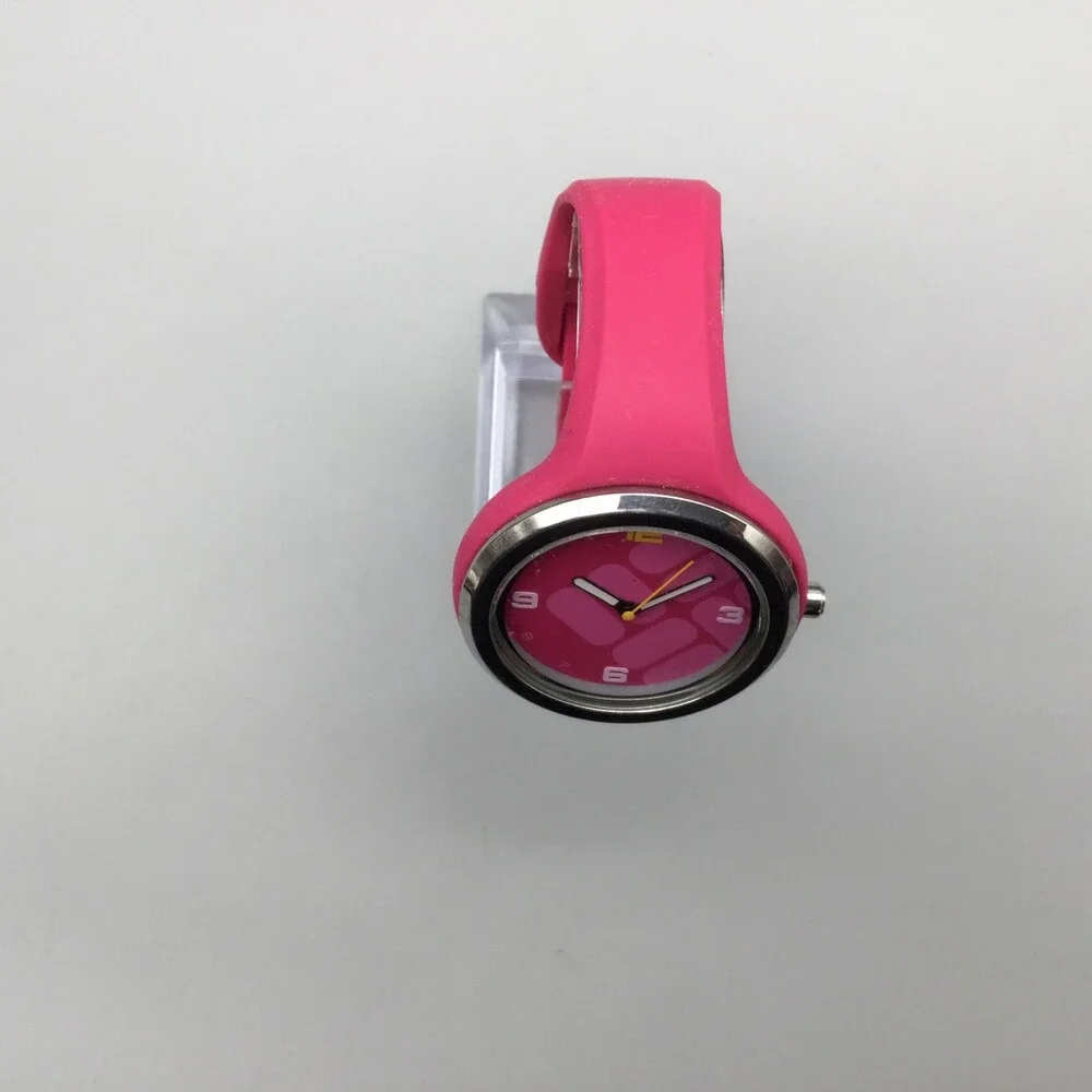 Columbia Escapade Watch Women 37mm Pink Dial Silver Tone New Battery - Picture 3 of 15